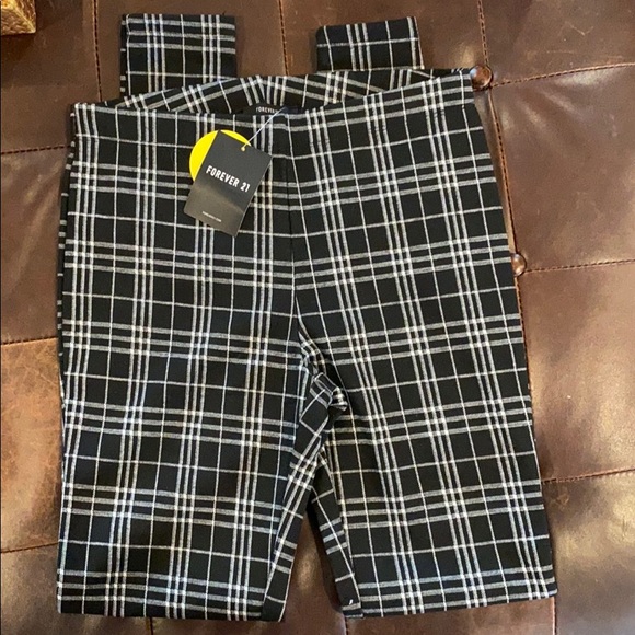 *3 for $20* — Plaid leggings - Picture 2 of 3